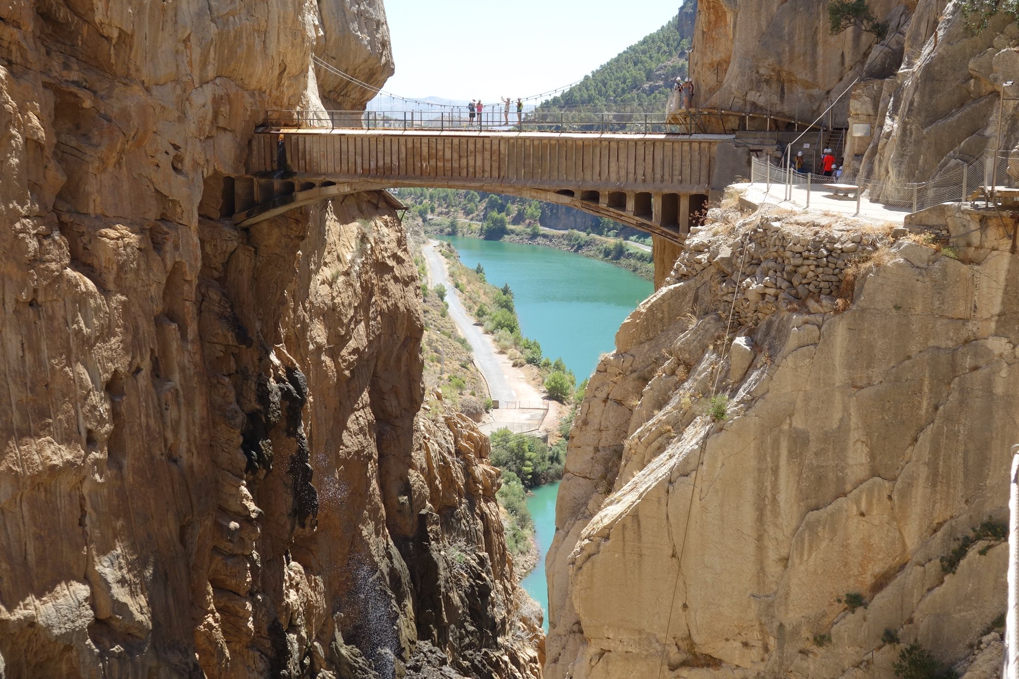 MARTES . CAMINITO DEL REY - CASTILLO COLOMARES 