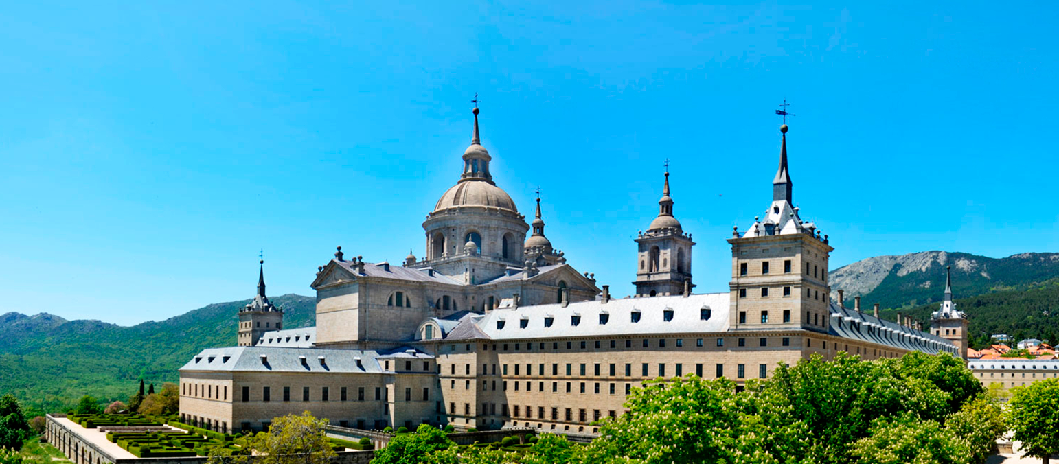 DOMINGO. CIUDAD DE ORIGEN - PALACIO DEL ESCORIAL