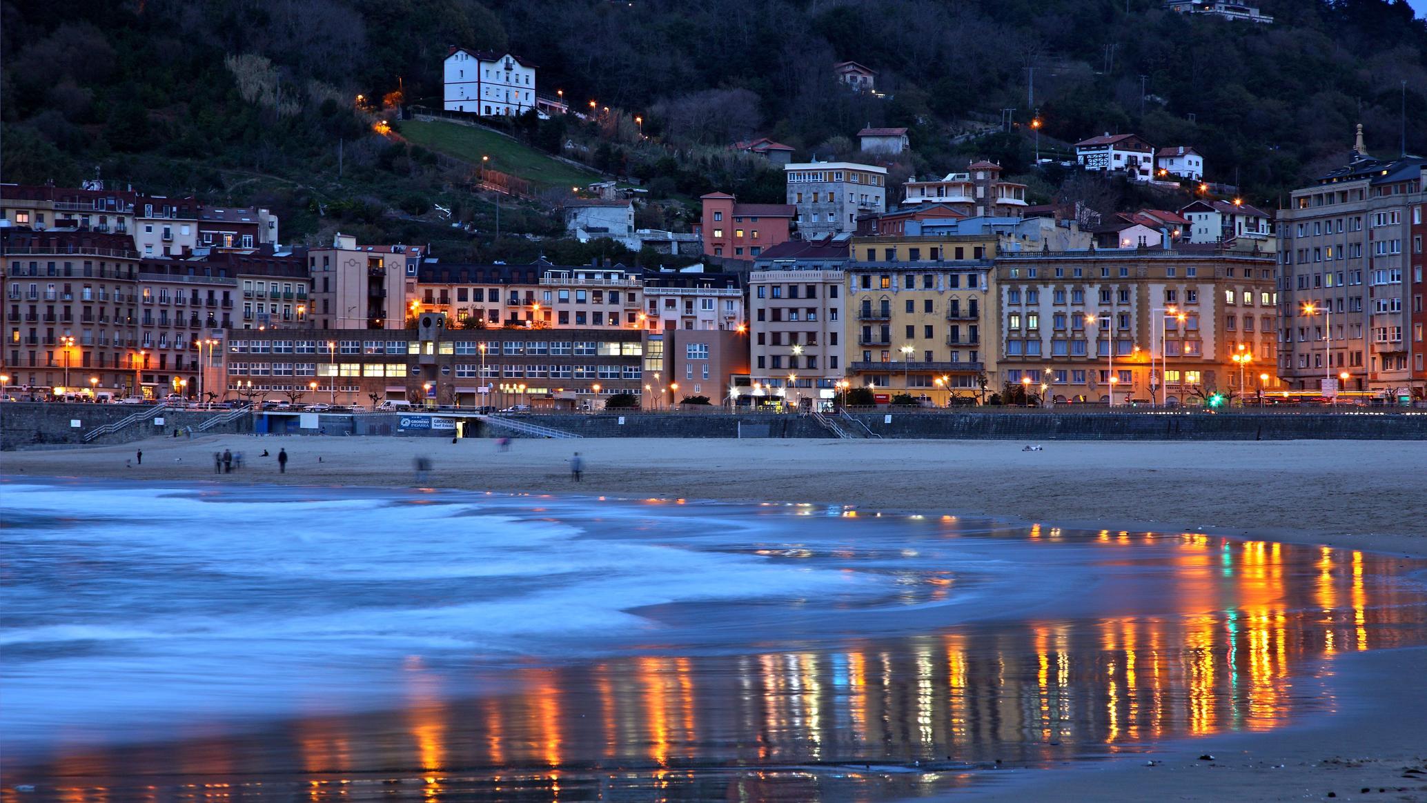 LUNES . SAN SEBASTIAN - ZARAUTZ - LOYOLA.