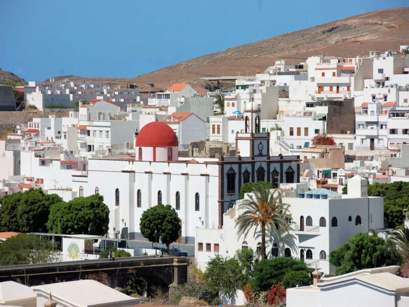 DÍA 3. VUELTA A LA ISLA: AGAETE, FINCA LA LAJA / FIRGAS 