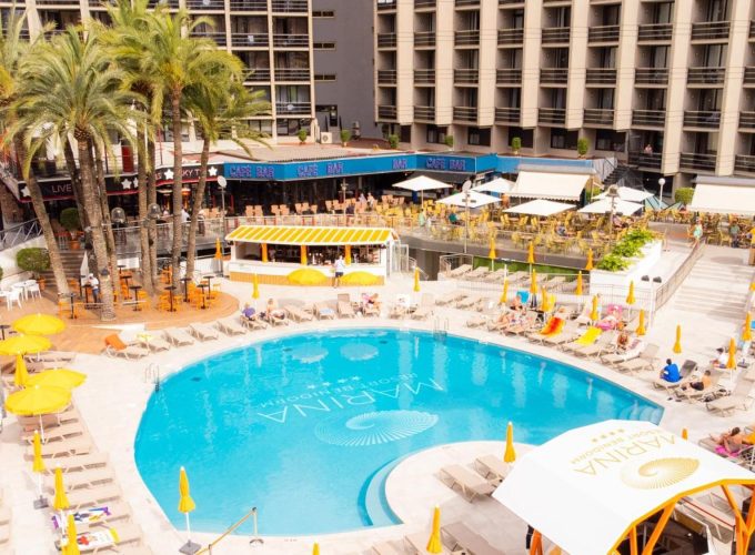 ESCAPADA Fin de Año «Hotel Marina Resort 4*» a Benidorm – Cena de GALA SERVIDA